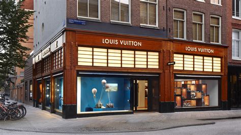 lv amsterdam openingstijden|louis vuitton amsterdam locations.